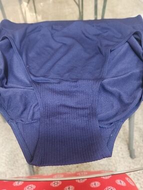 Womens Bali Navy Blue New Panties 3/15